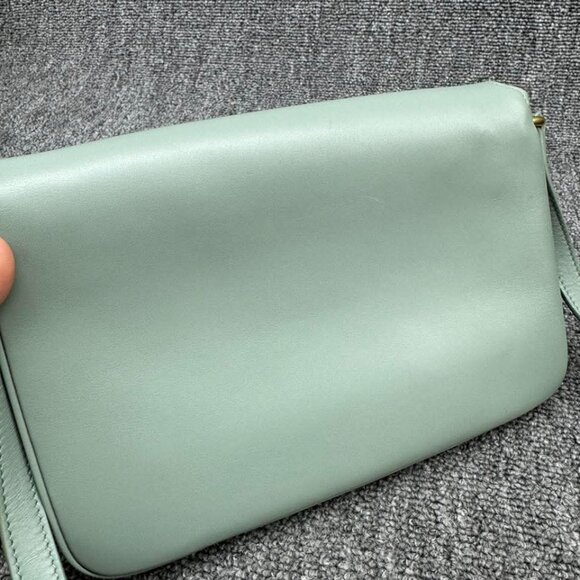 Saint Laurent Leather Shoulder Bag 750-061125 - Picture 4 of 16